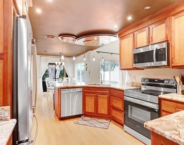 6214 Farthing Street - Photo Thumbnail 9