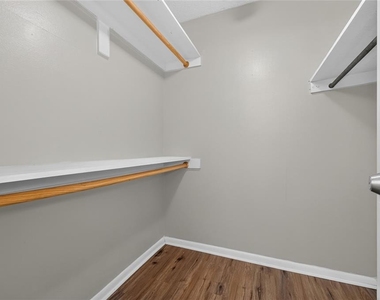 510 Orange Drive - Photo Thumbnail 18