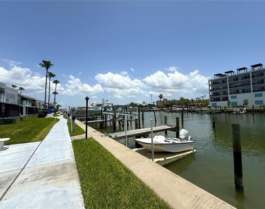 201 Medallion Boulevard - Photo Thumbnail 21