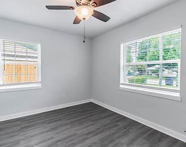 1706 W Palmetto Street - Photo Thumbnail 10