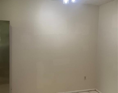 3830 Valley Tree Drive - Photo Thumbnail 5