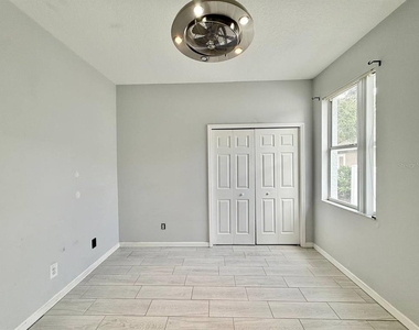 4301 River Close Boulevard - Photo Thumbnail 57