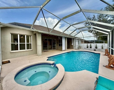 4301 River Close Boulevard - Photo Thumbnail 65