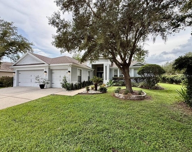 4301 River Close Boulevard - Photo Thumbnail 1