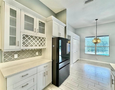 4301 River Close Boulevard - Photo Thumbnail 25