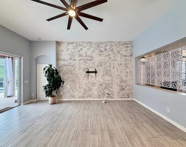 4301 River Close Boulevard - Photo Thumbnail 15
