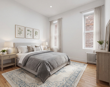 330 West 47th Street - Photo Thumbnail 3
