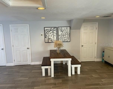 2765 61st Avenue N - Photo Thumbnail 7