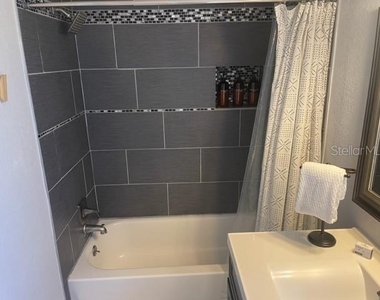 2765 61st Avenue N - Photo Thumbnail 20