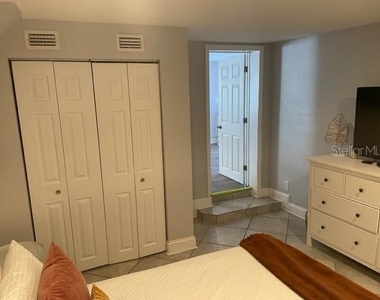 2765 61st Avenue N - Photo Thumbnail 12