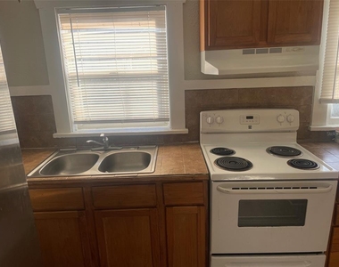 3944 14th Avenue S - Photo Thumbnail 6