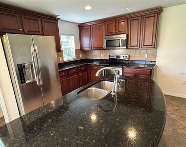 2802 Birchcreek Drive - Photo Thumbnail 6