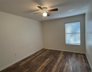 2802 Birchcreek Drive - Photo Thumbnail 16