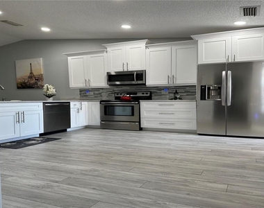 3198 Claremont Place - Photo Thumbnail 4