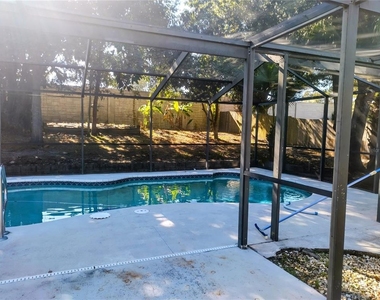 1936 Spanish Oaks Drive S - Photo Thumbnail 24