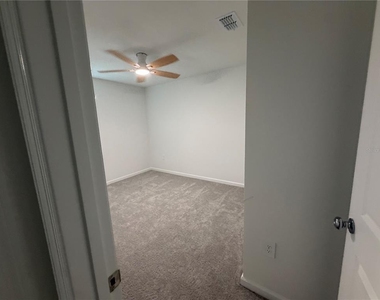 2466 Hallow Garden Rd - Photo Thumbnail 18