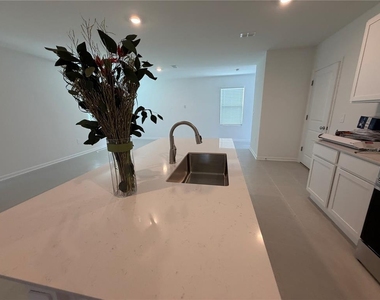 2466 Hallow Garden Rd - Photo Thumbnail 5
