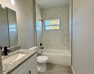 703 Camel Court - Photo Thumbnail 14