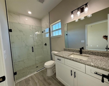 703 Camel Court - Photo Thumbnail 9