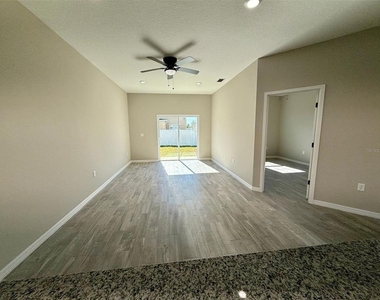 701 Camel Court - Photo Thumbnail 3