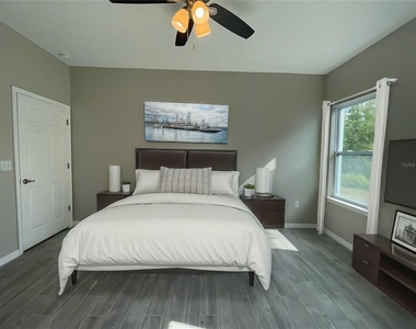 701 Camel Court - Photo Thumbnail 10