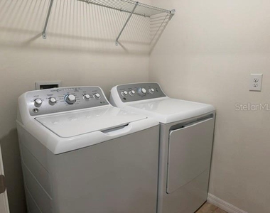 1689 Bay Breeze Drive - Photo Thumbnail 11