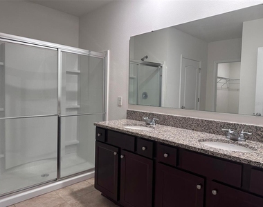 1689 Bay Breeze Drive - Photo Thumbnail 6
