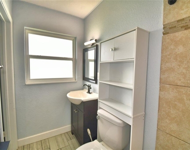 153 Browning Circle - Photo Thumbnail 24