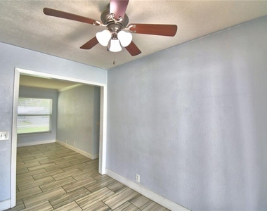 153 Browning Circle - Photo Thumbnail 7