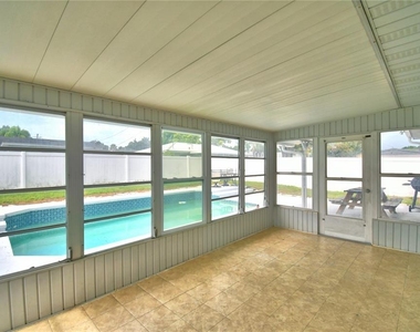 153 Browning Circle - Photo Thumbnail 43