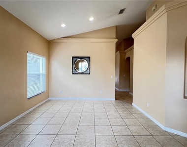 16709 Fresh Meadow Drive - Photo Thumbnail 10