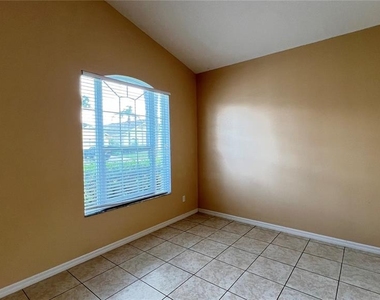 16709 Fresh Meadow Drive - Photo Thumbnail 6