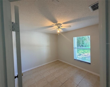 2411 Kam Court - Photo Thumbnail 4