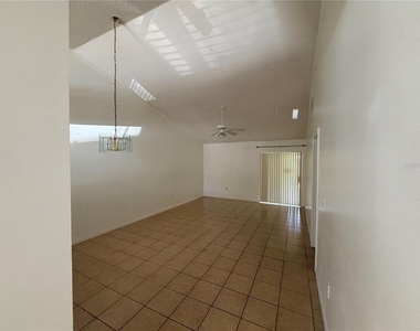 2411 Kam Court - Photo Thumbnail 3