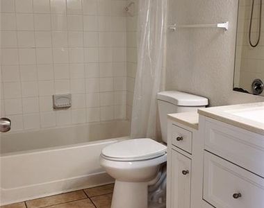 2209 Antigua Place - Photo Thumbnail 15