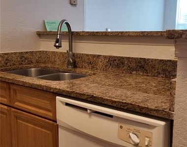 2209 Antigua Place - Photo Thumbnail 14