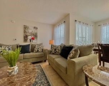 2209 Antigua Place - Photo Thumbnail 6