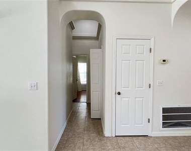 1934 Morning Star Drive - Photo Thumbnail 16