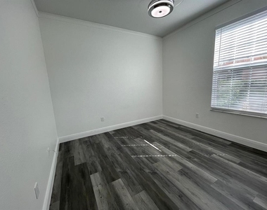 13572 Turtle Marsh Loop - Photo Thumbnail 9