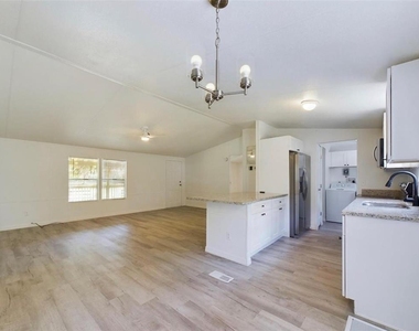 12250 Nw 7th Place - Photo Thumbnail 6