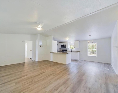 12250 Nw 7th Place - Photo Thumbnail 5