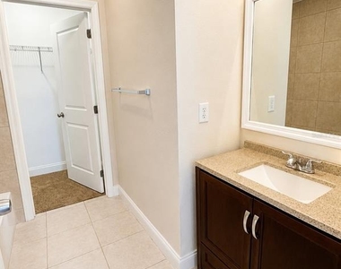 642 Heraldo Court - Photo Thumbnail 6