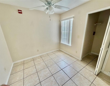 2550 N Alafaya Trail - Photo Thumbnail 5