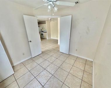 2550 N Alafaya Trail - Photo Thumbnail 6