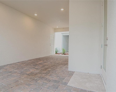 16277 Honey Harvest Street - Photo Thumbnail 19