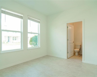 16277 Honey Harvest Street - Photo Thumbnail 14