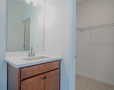 16277 Honey Harvest Street - Photo Thumbnail 16
