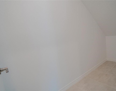 16277 Honey Harvest Street - Photo Thumbnail 27