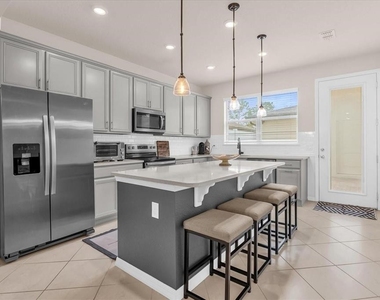 5090 Caspian Street - Photo Thumbnail 8