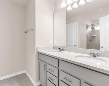 5090 Caspian Street - Photo Thumbnail 18